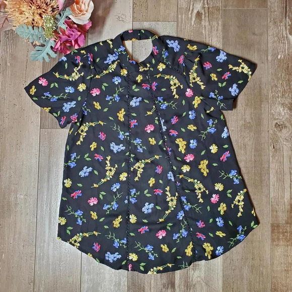 Sienna Sky Tops - Sienna Sky Black Floral Short Sleeve Blouse Women's Size XS NWOT